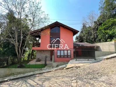 Casa com 4 Quartos à venda, 270m² no Eugênio Schneider, Rio do Sul