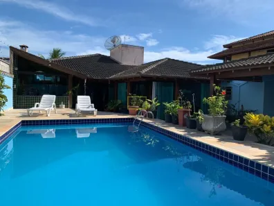 Casa com 4 Quartos à venda, 200m² no Loteamento Balneário Camburi, Caraguatatuba