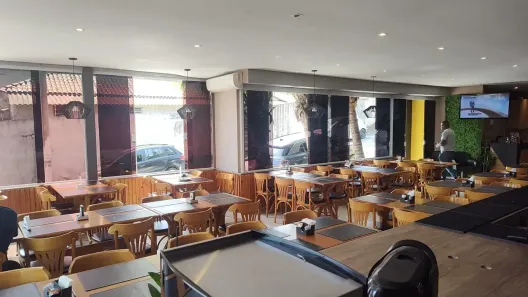 Ponto Comercial à venda, 180m² no Vila Assunção, Santo André