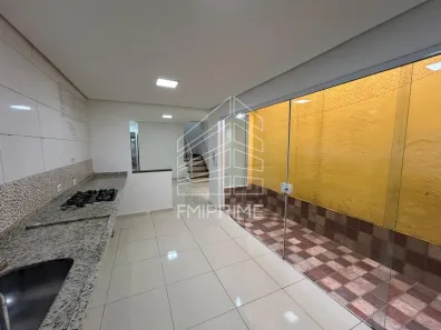 Sobrado com 4 Quartos para alugar, 250m² no Vila Romana, São Paulo