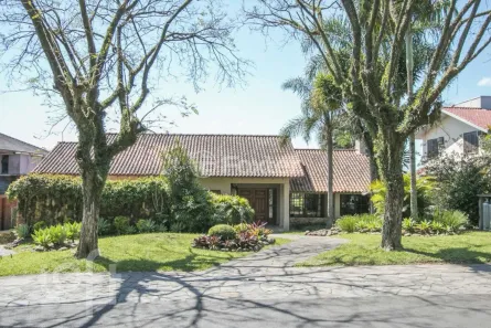Casa de Condomínio com 4 Quartos à venda, 500m² no Cavalhada, Porto Alegre
