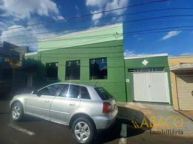 Imóvel Comercial com 3 Quartos para alugar, 200m² no Vila Costa do Sol, São Carlos