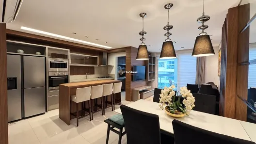 Apartamento com 2 Quartos à venda, 93m² no Centro, Florianópolis