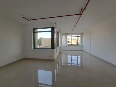 Sala Comercial à venda, 49m² no São Geraldo, Porto Alegre