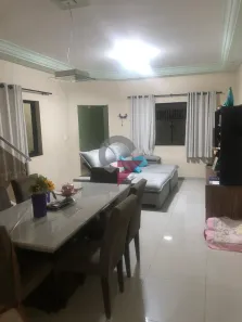 Casa com 4 Quartos à venda, 220m² no Jardim Maria Augusta, Taubaté