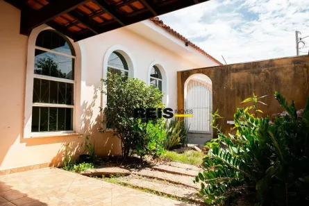 Casa com 3 Quartos à venda, 220m² no Jardim Santa Rosália, Sorocaba