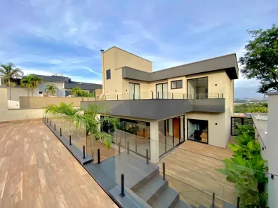 Sobrado com 4 Quartos à venda, 320m² no Condomínio do Lago 1ª Etapa, Goiânia