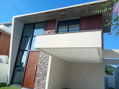 Sobrado com 4 Quartos à venda, 189m² no Rio Tavares, Florianópolis