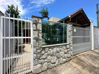 Casa com 2 Quartos à venda, 80m² no Santa Regina, Camboriú