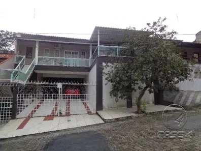 Casa com 4 Quartos à venda, 270m² no Jardim Brasília 2, Resende