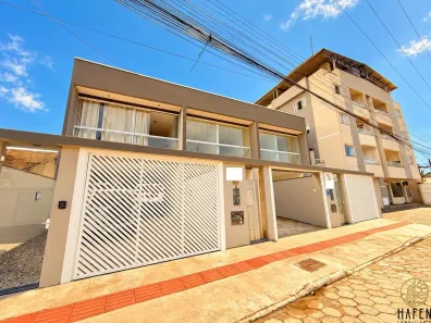 Sobrado com 3 Quartos à venda, 150m² no Gravatá, Navegantes