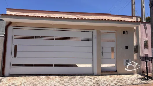 Casa com 2 Quartos à venda, 176m² no Vila São José, Pindamonhangaba