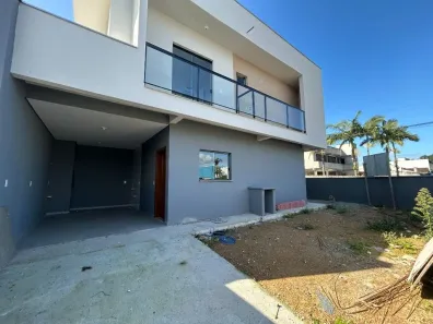 Casa com 3 Quartos à venda, 98m² no Vila Nova, Joinville