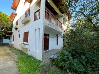 Sobrado com 3 Quartos para alugar, 298m² no Niterói, Canoas
