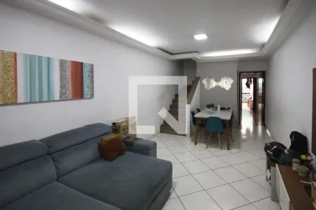 Casa com 3 Quartos à venda, 208m² no Vila Medeiros, São Paulo