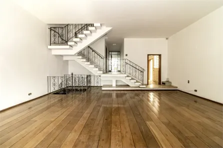Casa com 3 Quartos à venda, 390m² no Planalto Paulista, São Paulo