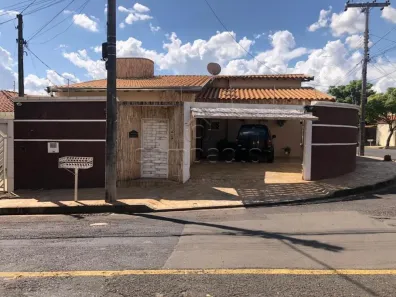 Casa com 3 Quartos à venda, 270m² no Jardim Nazareth, São José do Rio Preto