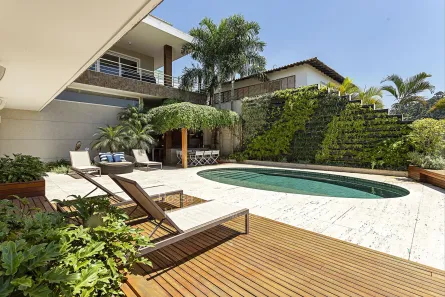 Casa com 4 Quartos à venda, 550m² no Jardim Vitória Régia, São Paulo