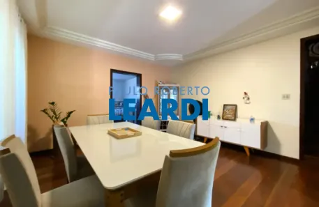 Casa com 5 Quartos à venda, 280m² no Fernão Dias, Belo Horizonte