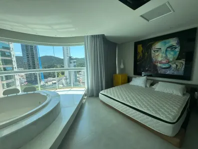 Cobertura com 3 Quartos para alugar, 244m² no Centro, Balneário Camboriú