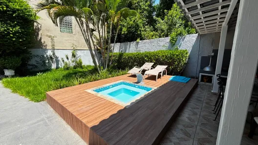 Casa com 4 Quartos à venda, 220m² no Itaipu, Niterói