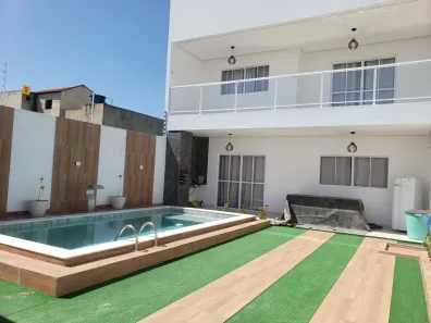 Casa com 4 Quartos para alugar, 240m² no , Tamandaré