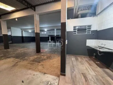 Galpão/Depósito/Armazém para alugar, 839m² no Nova Petrópolis, São Bernardo do Campo