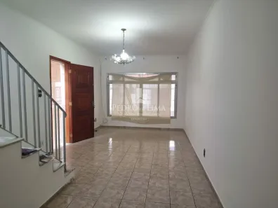 Sobrado com 3 Quartos à venda, 200m² no Vila Dalila, São Paulo