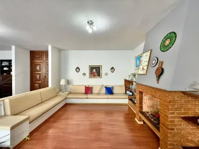 Casa com 4 Quartos à venda, 333m² no Vila Rosa, Itapetininga