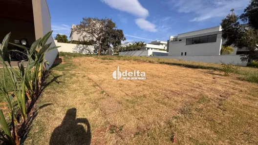 Lote/Terreno à venda, 423m² no Jardim Sul, Uberlândia