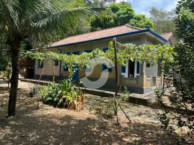 Fazenda/Sítio com 3 Quartos à venda, 200m² no Rio do Ouro, Niterói