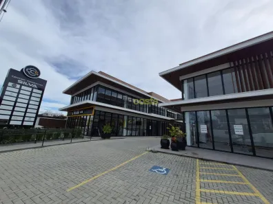 Ponto Comercial para alugar, 102m² no Aririú, Palhoça