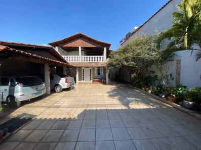 Casa com 5 Quartos à venda, 380m² no Arvoredo, Contagem