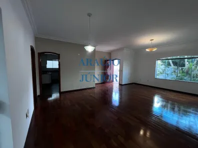 Casa com 4 Quartos à venda, 245m² no Chácara Machadinho II, Americana