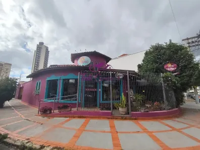 Imóvel Comercial com 3 Quartos à venda, 230m² no Centro, Indaiatuba