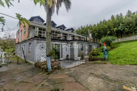 Fazenda/Sítio com 4 Quartos à venda, 450m² no Lami, Porto Alegre