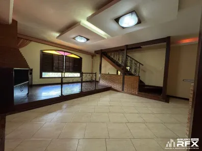 Casa com 4 Quartos à venda, 339m² no Maria Paula, Niterói