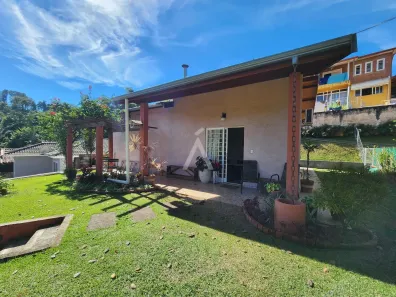 Casa com 4 Quartos à venda, 167m² no Jardim Paraiso, Águas de Lindóia