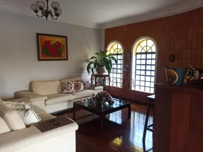Casa com 3 Quartos à venda, 219m² no Cidade Jardim, Jacareí