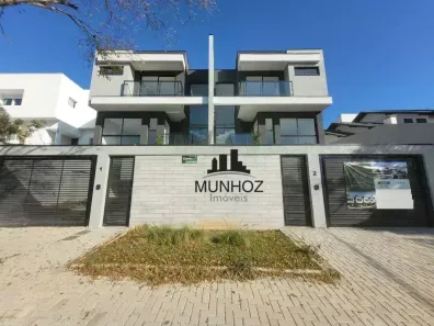 Sobrado com 3 Quartos à venda, 165m² no São Lourenço, Curitiba