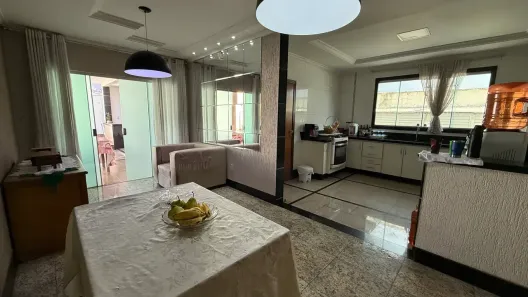 Casa de Condomínio com 3 Quartos à venda, 230m² no Residencial Granville, Goiânia