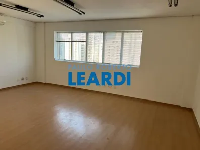 Ponto Comercial para alugar, 32m² no Indianópolis, São Paulo