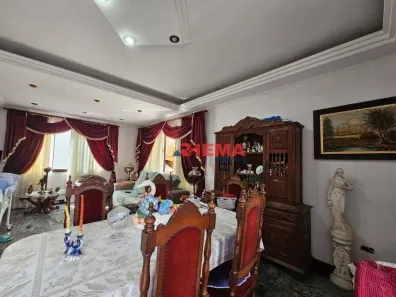 Sobrado com 4 Quartos à venda, 167m² no Embaré, Santos