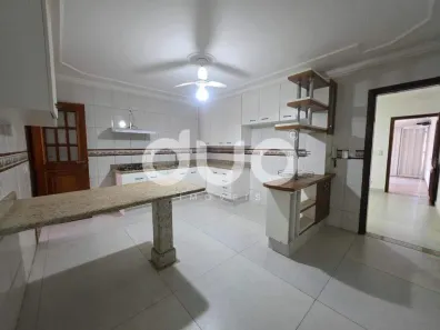 Casa com 4 Quartos para alugar, 180m² no Piracicamirim, Piracicaba