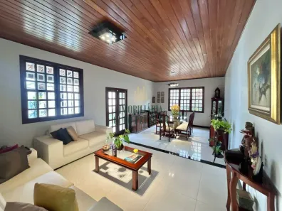 Casa com 5 Quartos à venda, 265m² no Ouro Preto, Belo Horizonte