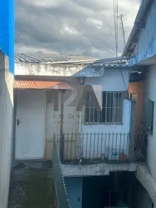 Sobrado com 4 Quartos à venda, 270m² no Jardim Cecília Cristina, Carapicuíba