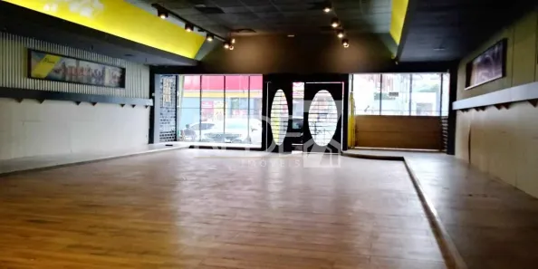 Ponto Comercial para alugar, 330m² no Cambuí, Campinas