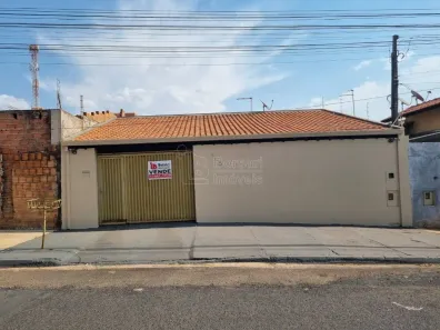 Casa com 3 Quartos à venda, 54m² no Jardim Roberto Selmi Dei, Araraquara