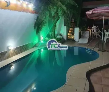 Imóvel Comercial com 8 Quartos à venda, 268m² no Jardim Trevo, Praia Grande