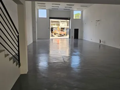 Galpão/Depósito/Armazém com 1 Quarto para alugar, 310m² no Jardim do Trevo, Campinas